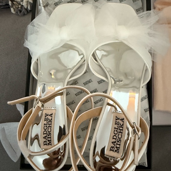 Badgley Mischka White Bridal Sandals - Picture 1 of 7